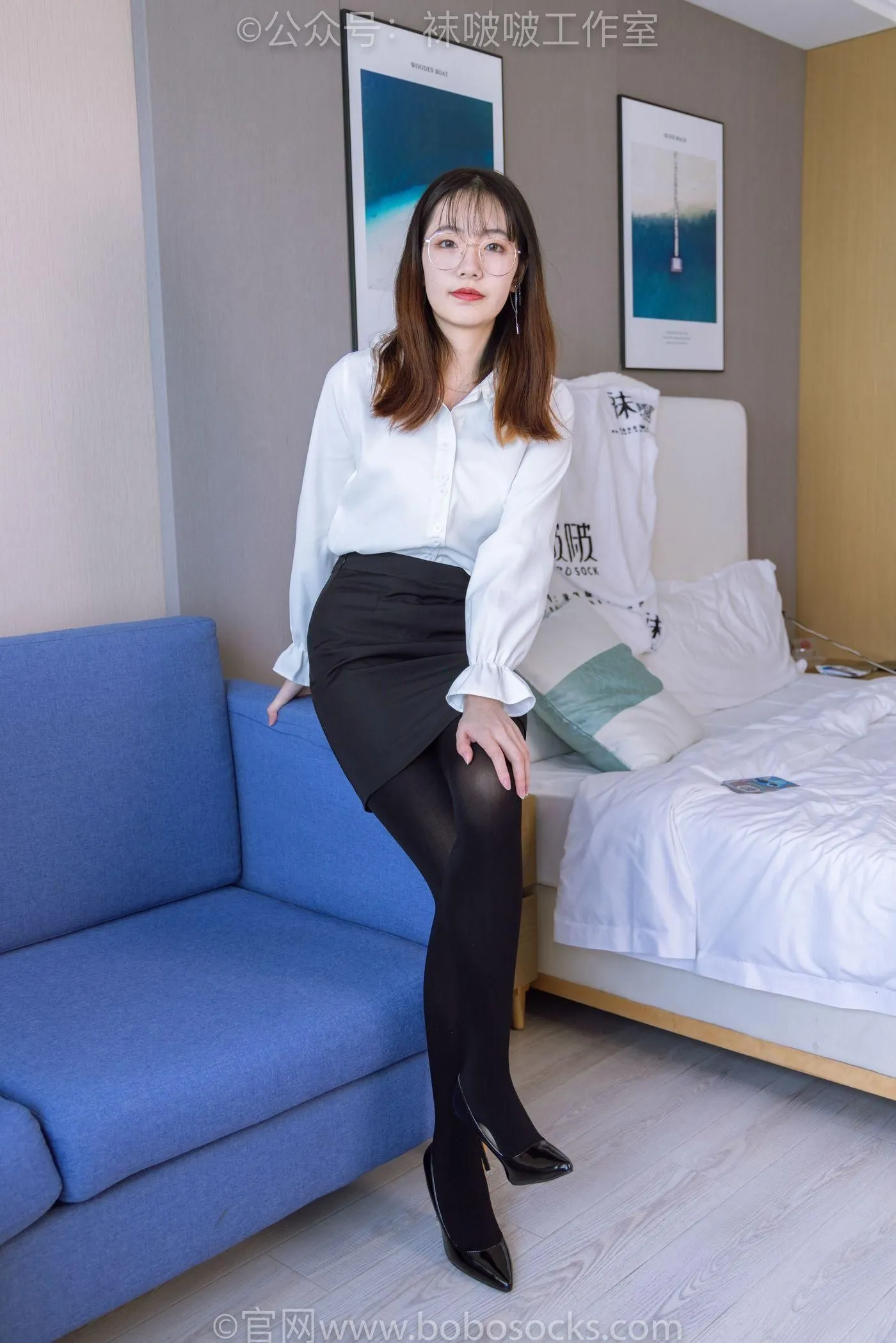 [BoBoSocks袜啵啵]NO.090 小甜豆-高跟鞋、厚黑丝 [140P]插图3